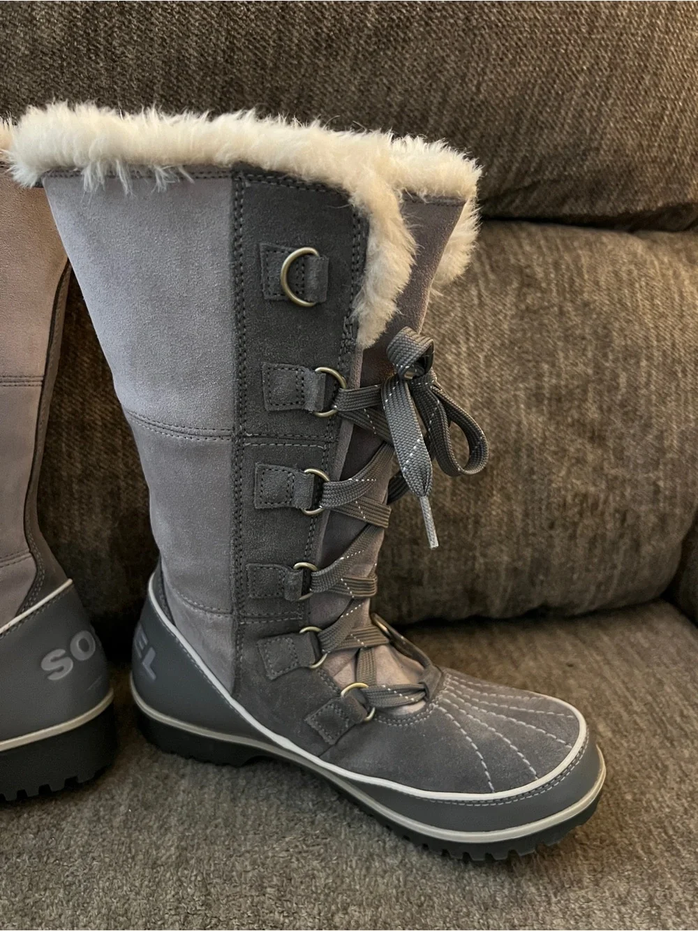 New SOREL Tivoli High II Suede Snow Boots - Charcoal Grey - Women's Size 7 NWOB
